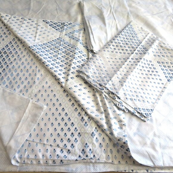 New Blue White Reversable Patterned Cotton Twin Duvet Set 2 Shams 1 Pillowcase - Picture 16 of 16